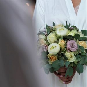 04_bryllupsvideo-brudebuket